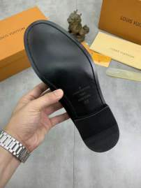 Picture of Louis Vuitton Shoes _SKULVsz38-45mnf040514209